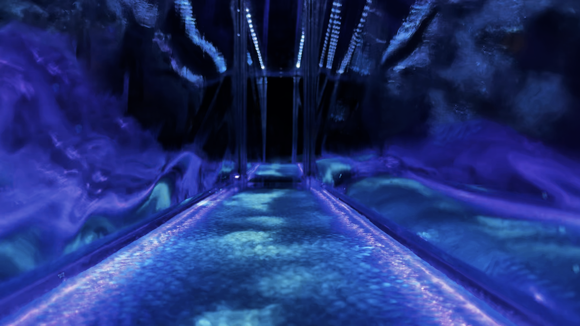 Исповедь, обращенная к воде, инициирует многоагентный диалог, преобразуемый разработанным алгоритмом в механические колебания, формирующие на водной поверхности визуально воспринимаемые циматические узоры, демонстрируя, как звук может материализоваться в видимые формы.