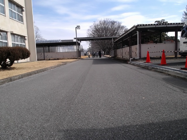 The system exhibits an unstable recognition pattern when attempting to detect crowds, indicating potential failure in densely populated scenarios.